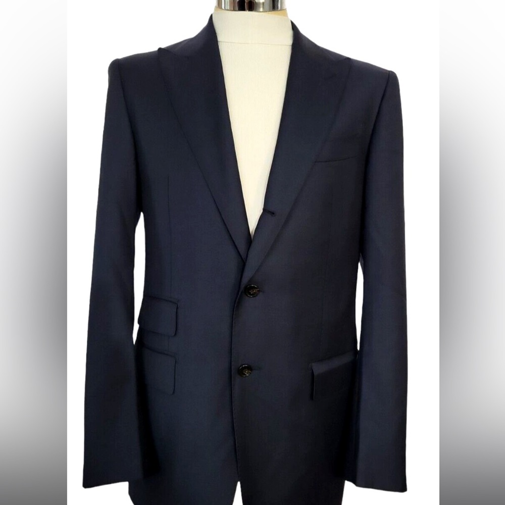 Suitsupply peak lapel blazer
